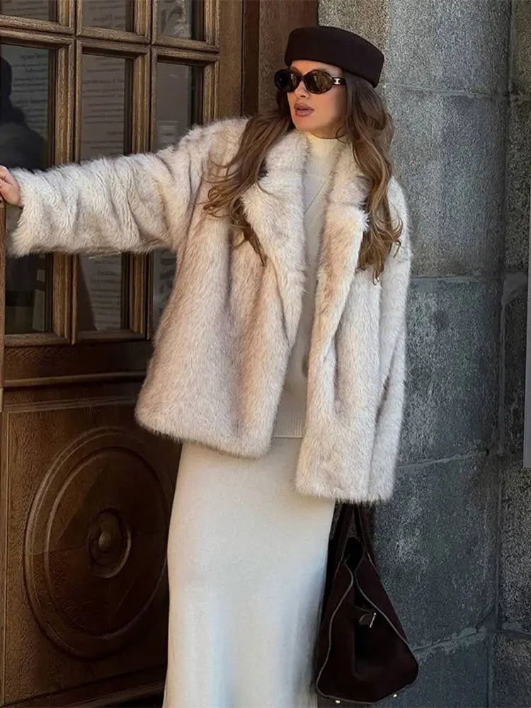 Oversized Tip-dyed Lapel Furry Faux Fur Coats Women Elegant Turn-down Collar Long Sleeve Coat Designer New Winter Lady Outerwear